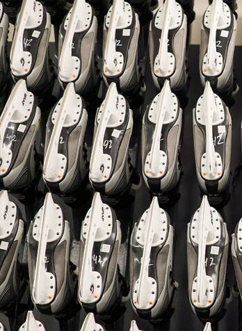 Skates Skates